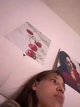 DanielaSaenz0 online show from 12-20-25, 03:24