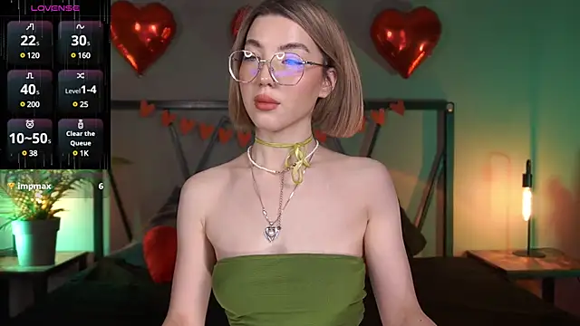 LindaThacker online show from 02-18-25, 05:20