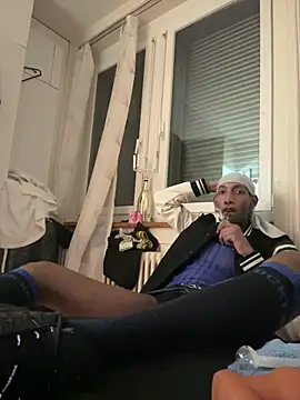 Snapshot of esteraulxxx chatting on 09-25-25, 10:24 esteraulxxx online show from 09-25-25, 10:24