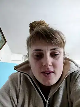 Snapshot of CoddessCrystal chatting on 02-18-25, 10:05 CoddessCrystal online show from 02-18-25, 10:05