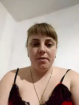 Snapshot of CoddessCrystal chatting on 02-19-25, 04:55 CoddessCrystal online show from 02-19-25, 04:55
