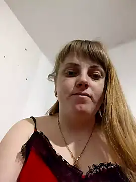 Snapshot of CoddessCrystal chatting on 02-25-25, 04:46 CoddessCrystal online show from 02-25-25, 04:46