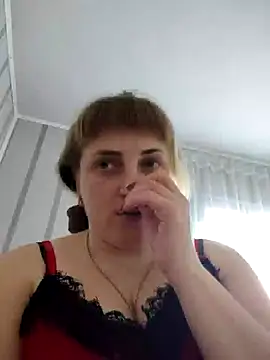 Snapshot of CoddessCrystal chatting on 03-06-25, 12:30 CoddessCrystal online show from 03-06-25, 12:30