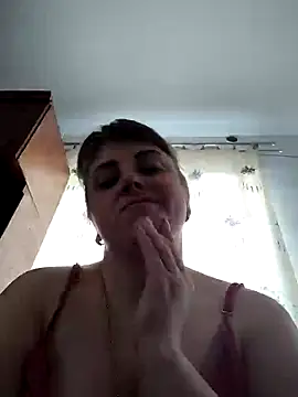 Snapshot of CoddessCrystal chatting on 03-17-25, 05:34 CoddessCrystal online show from 03-17-25, 05:34