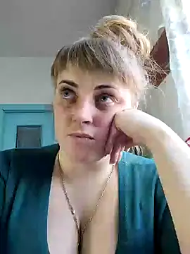Snapshot of CoddessCrystal chatting on 03-18-25, 08:47 CoddessCrystal online show from 03-18-25, 08:47