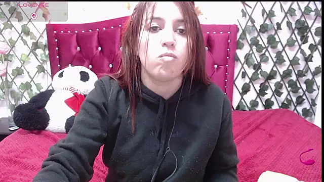 Melani cute02 online show from 03-18-25, 06:46