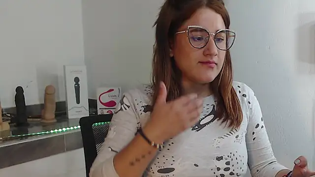 luna palmerau online show from 01-18-25, 11:11