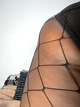 gymyagirlll online show from 12-11-24, 11:43