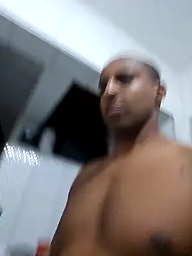 Snapshot of Binhosex2024 chatting on 10-12-25, 07:29 Binhosex2024 online show from 10-12-25, 07:29