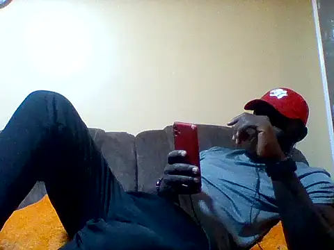 Snapshot of ClinDi chatting on 02-11-26, 12:43 ClinDi online show from 02-11-26, 12:43