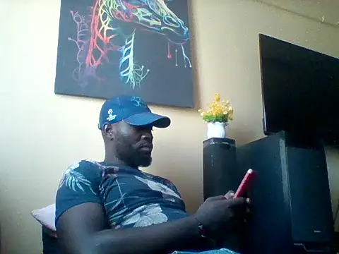 Snapshot of ClinDi chatting on 02-13-26, 12:01 ClinDi online show from 02-13-26, 12:01