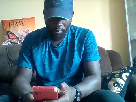 Snapshot of ClinDi chatting on 02-17-26, 12:45 ClinDi online show from 02-17-26, 12:45