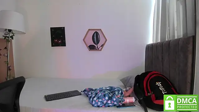 aleja rythm online show from 10-24-25, 06:48