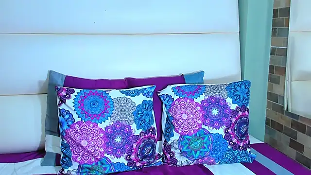 Hanah Greey online show from 02-24-25, 04:04