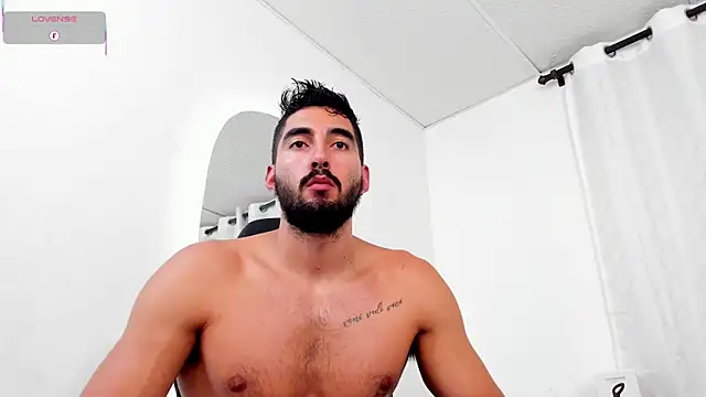 Snapshot of Joao_Batista_Oficial chatting on 03-01-25, 10:53 Joao Batista Oficial online show from 03-01-25, 10:53