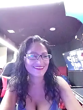 AdelinaMiran90 online show from 10-05-25, 04:00