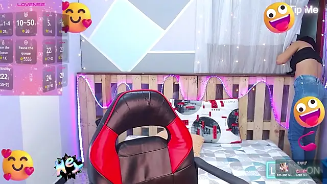 Lina10 online show from 02-19-25, 07:48