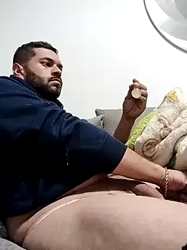 Rober2230 online show from 01-11-25, 07:49