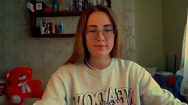 luxie milady online show from 10-02-25, 10:00