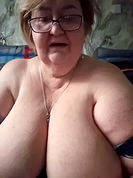 Awn290668 online show from 10-28-25, 05:33