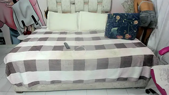 EMMA SWEETT1 online show from 03-15-25, 03:27