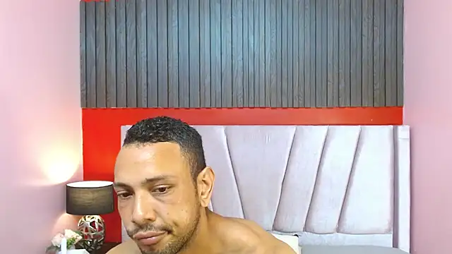 Thiago Summers online show from 12-16-25, 02:33