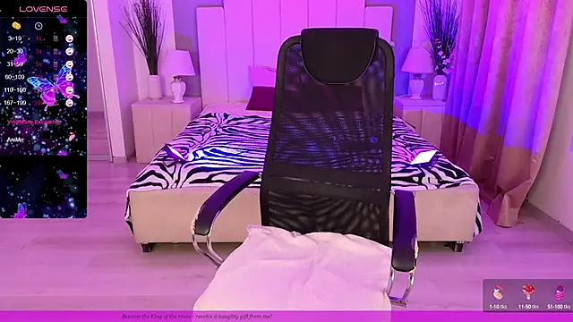 EVAshinyGIRL online show from 01-09-25, 11:47