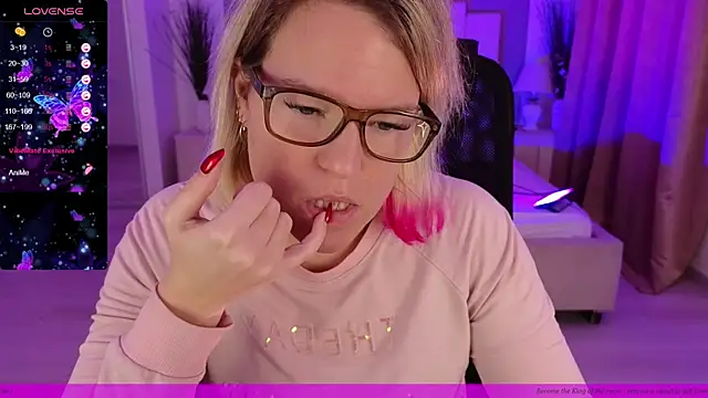 EVAshinyGIRL online show from 01-12-25, 07:53