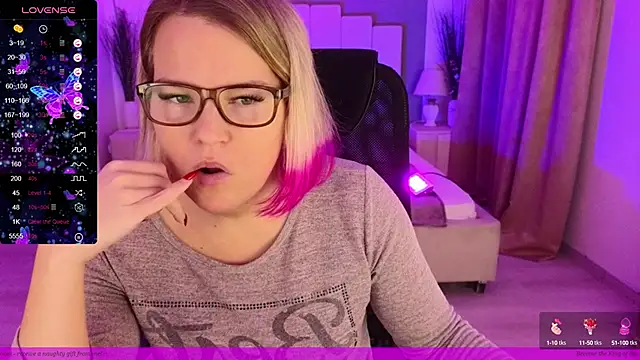 EVAshinyGIRL online show from 01-22-25, 07:35