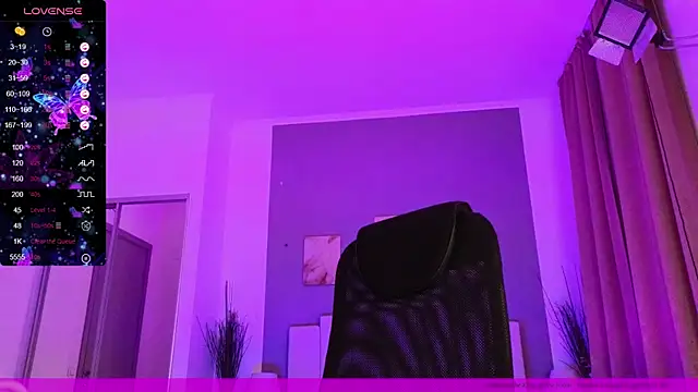 EVAshinyGIRL online show from 01-23-25, 03:43