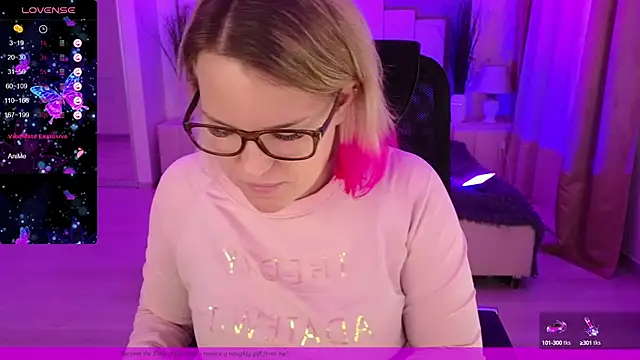 EVAshinyGIRL online show from 02-07-25, 08:11