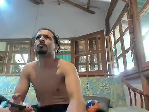 Snapshot of Samagonz_1225 chatting on 10-29-25, 05:14 Samagonz 1225 online show from 10-29-25, 05:14