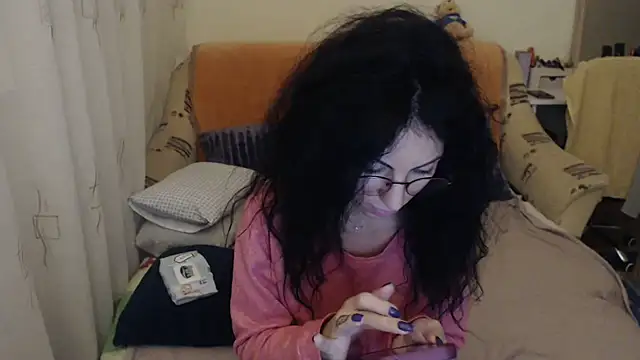 Emmatoo online show from 11-30-25, 04:55