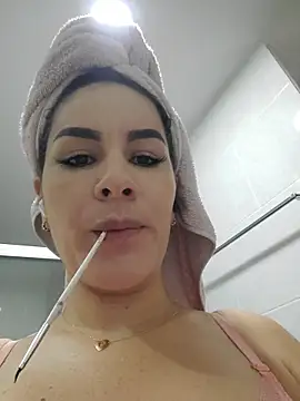 Pamela Rosal online show from 02-18-26, 03:52