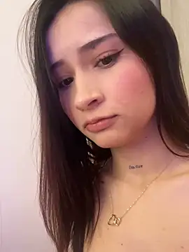 Snapshot of Angeeel_ chatting on 12-18-24, 09:08 Angeeel  online show from 12-18-24, 09:08