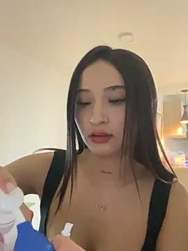 Snapshot of Angeeel_ chatting on 01-22-25, 03:52 Angeeel  online show from 01-22-25, 03:52