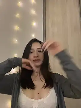 Snapshot of Angeeel_ chatting on 01-30-25, 04:27 Angeeel  online show from 01-30-25, 04:27