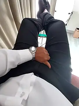 Divyansh 27 online show from 02-02-25, 09:30