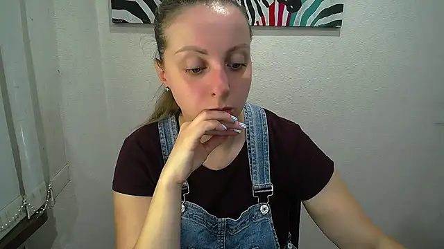 Snapshot of _Annabelle_Lee chatting on 07-29-26, 06:00 Annabelle Lee online show from 07-29-26, 06:00