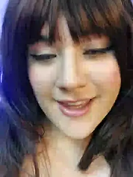 ItsNaiixa online show from 12-28-24, 09:40