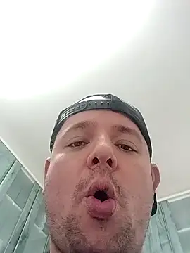 lobito1997 online show from 02-23-25, 01:21