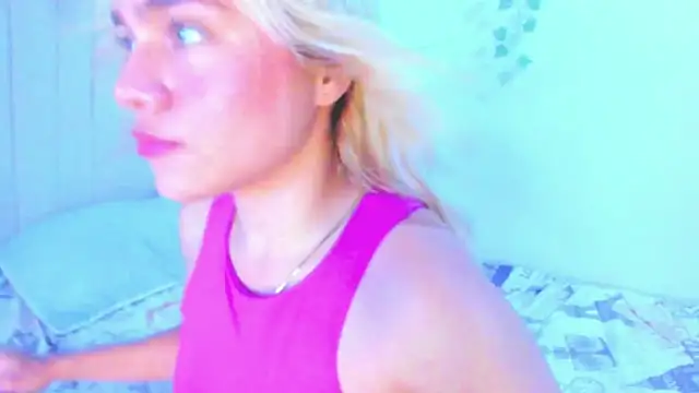 Snapshot of Sweet_MaryJane2 chatting on 03-05-25, 10:54 Sweet MaryJane2 online show from 03-05-25, 10:54