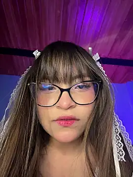 Snapshot of Lily_candy_X chatting on 12-15-25, 05:44 Lily candy X online show from 12-15-25, 05:44