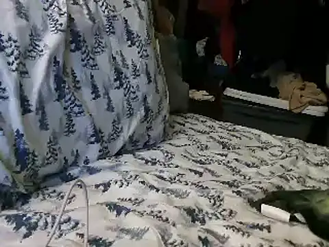 WHITEDAROSE online show from 01-13-25, 04:50