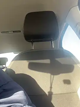 Snapshot of KateRedgar chatting on 03-19-25, 07:29 KateRedgar online show from 03-19-25, 07:29