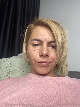 tanyagrey online show from 12-22-25, 02:36