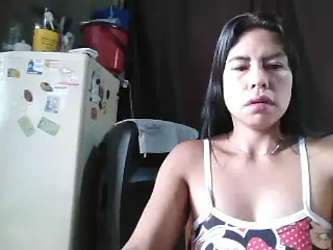 Snapshot of Alanagracia chatting on 03-09-25, 12:53 Alanagracia online show from 03-09-25, 12:53