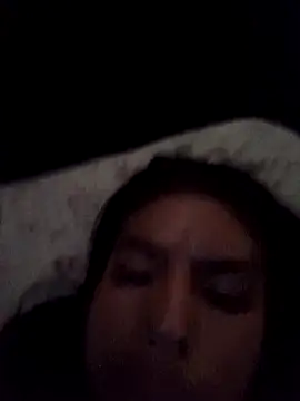 Snapshot of Alanagracia chatting on 10-31-25, 02:51 Alanagracia online show from 10-31-25, 02:51