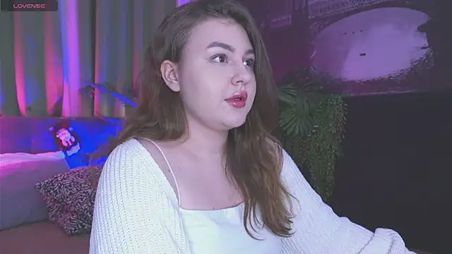 Mia  Peach online show from 12-09-24, 09:58