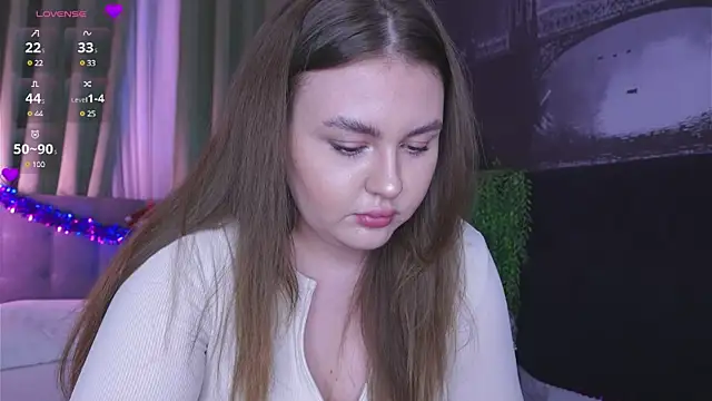 Mia  Peach online show from 12-24-24, 04:11